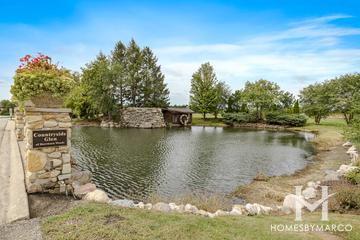 Photos of Countryside Glen subdivision in Hawthorn Woods, IL