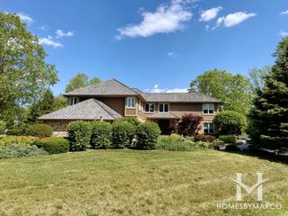 Estates Of Indian Creek subdivision in Hawthorn Woods, IL