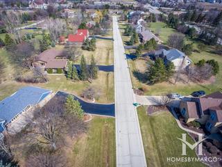 Heather Highlands subdivision in Hawthorn Woods, IL
