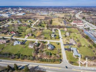 Heather Highlands subdivision in Hawthorn Woods, IL