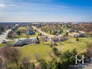 Heather Highlands subdivision in Hawthorn Woods, IL