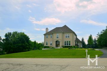 Photos of Hillside Estates subdivision in Hawthorn Woods, IL