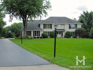 Lakes of Long Grove subdivision in Long Grove, IL