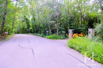 Long Grove Woods subdivision in Long Grove, IL