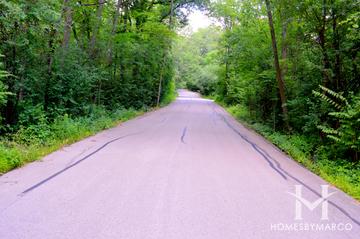 Long Grove Woods subdivision in Long Grove, IL