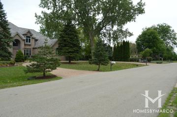Oakwood Creek subdivision in Long Grove, IL