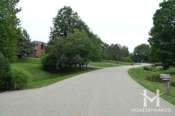 Oakwood Creek subdivision in Long Grove, IL