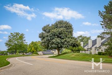 Heather Ridge subdivision in Gurnee, IL