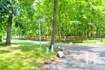 Victorian Oaks subdivision in Long Grove, IL