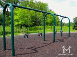 White Oak Estates subdivision in Long Grove, IL