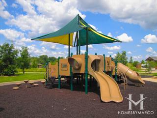 White Oak Estates subdivision in Long Grove, IL