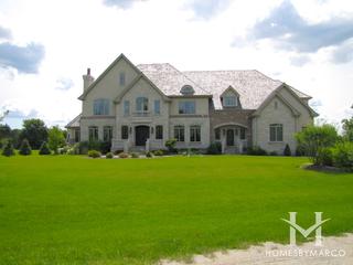 White Oak Estates subdivision in Long Grove, IL