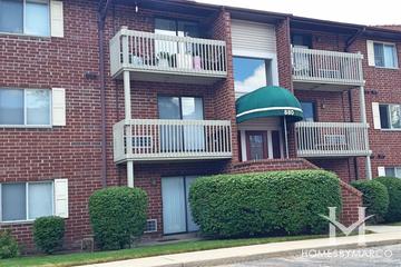 Lakewood Villas subdivision in Vernon Hills, IL