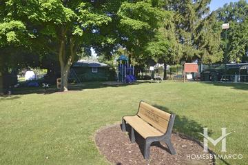 Loch Lomond subdivision in Mundelein, IL