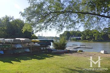 Loch Lomond subdivision in Mundelein, IL