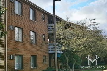 Beacon Cove subdivision in Palatine, IL