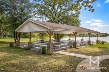 Saddlebrook Farms subdivision in Grayslake, IL