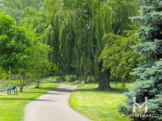 Peregrine Lake Estates subdivision in Palatine, IL