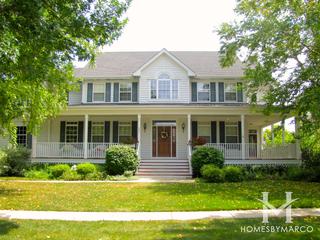 Peregrine Lake Estates subdivision in Palatine, IL