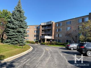 Willow Creek building in Palatine, IL