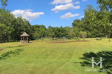 Armour Woods subdivision in Lake Bluff, IL
