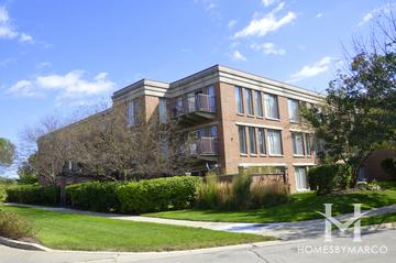 Coromandel subdivision in Deerfield, IL