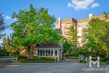 Rivershire subdivision in Lincolnshire, IL