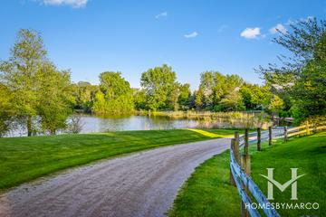 Rivershire subdivision in Lincolnshire, IL