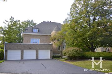 Ballantrae building in Northbrook, IL