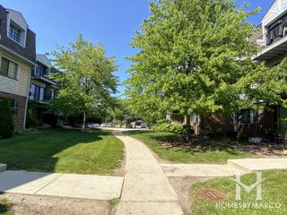 Bishops Gate subdivision in Northbrook, IL
