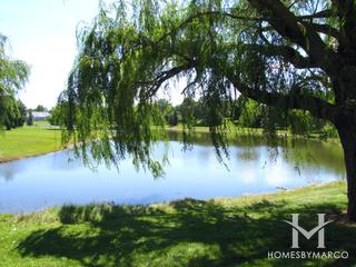 Cotswold subdivision in Northbrook, IL