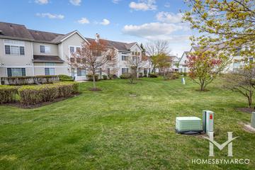Glenview Place subdivision in Northbrook, IL