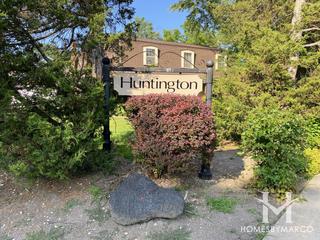 Huntington subdivision in Northbrook, IL