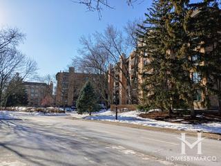 Mission Hills building in Northbrook, IL