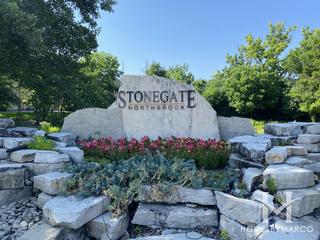 Stonegate subdivision in Northbrook, IL