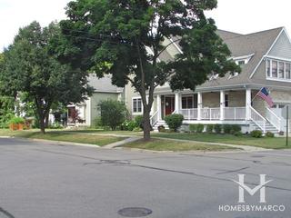 Cobblestone building in Glenview, IL