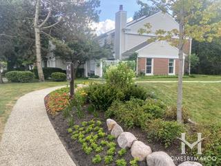 Pebble Creek subdivision in Glenview, IL