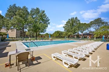 Brandenberry Park building in Arlington Heights, IL