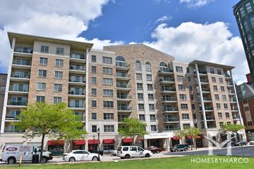 Campbell Courte building in Arlington Heights, IL