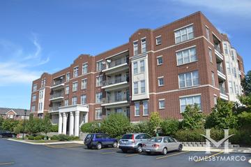 Astor Place building in Wheeling, IL
