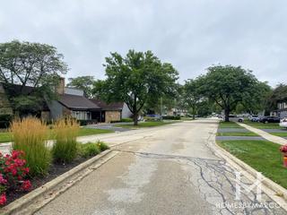 Lakeside Villas subdivision in Wheeling, IL