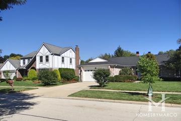 Carriage Walk subdivision in Arlington Heights, IL