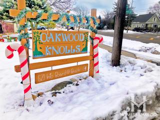 Oakwood Knolls subdivision in Antioch, IL