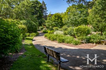 Mallard Cove building in Arlington Heights, IL