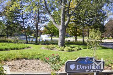 Mallard Cove building in Arlington Heights, IL