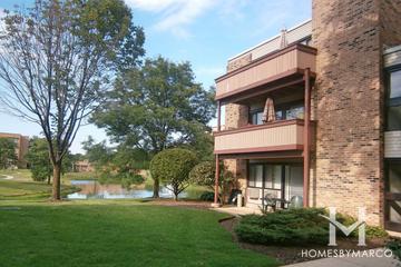 Lakeside at Walden building in Schaumburg, IL