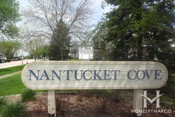 Nantucket Cove building in Schaumburg, IL