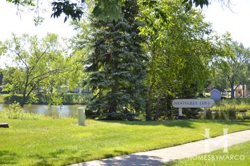 Nantucket Cove building in Schaumburg, IL
