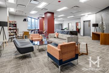 The New York building in the Lake View neighborhood of Chicago, IL