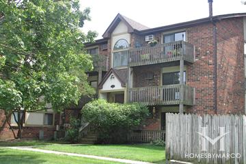 Crystal Chateau building in Crystal Lake, IL